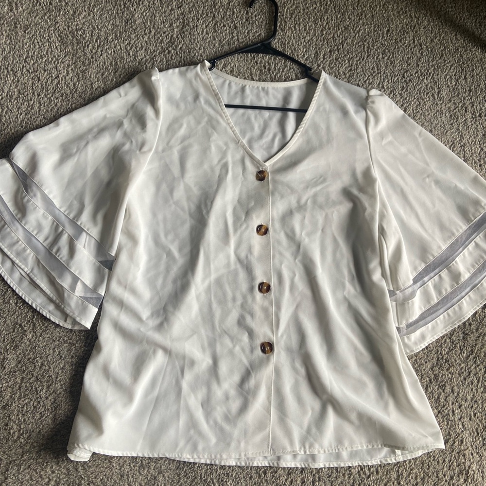 Amazon White Ruffled Short Sleeve Blouse